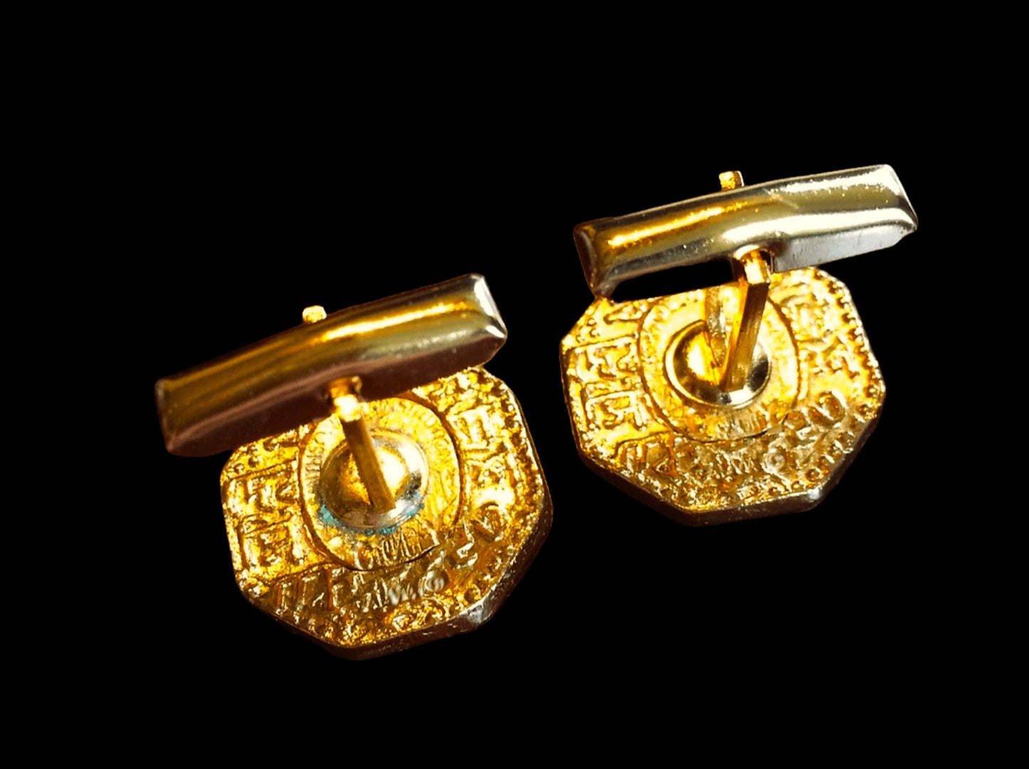 18k Gold Coin Cufflinks With Ancient Engraving - AGHOR