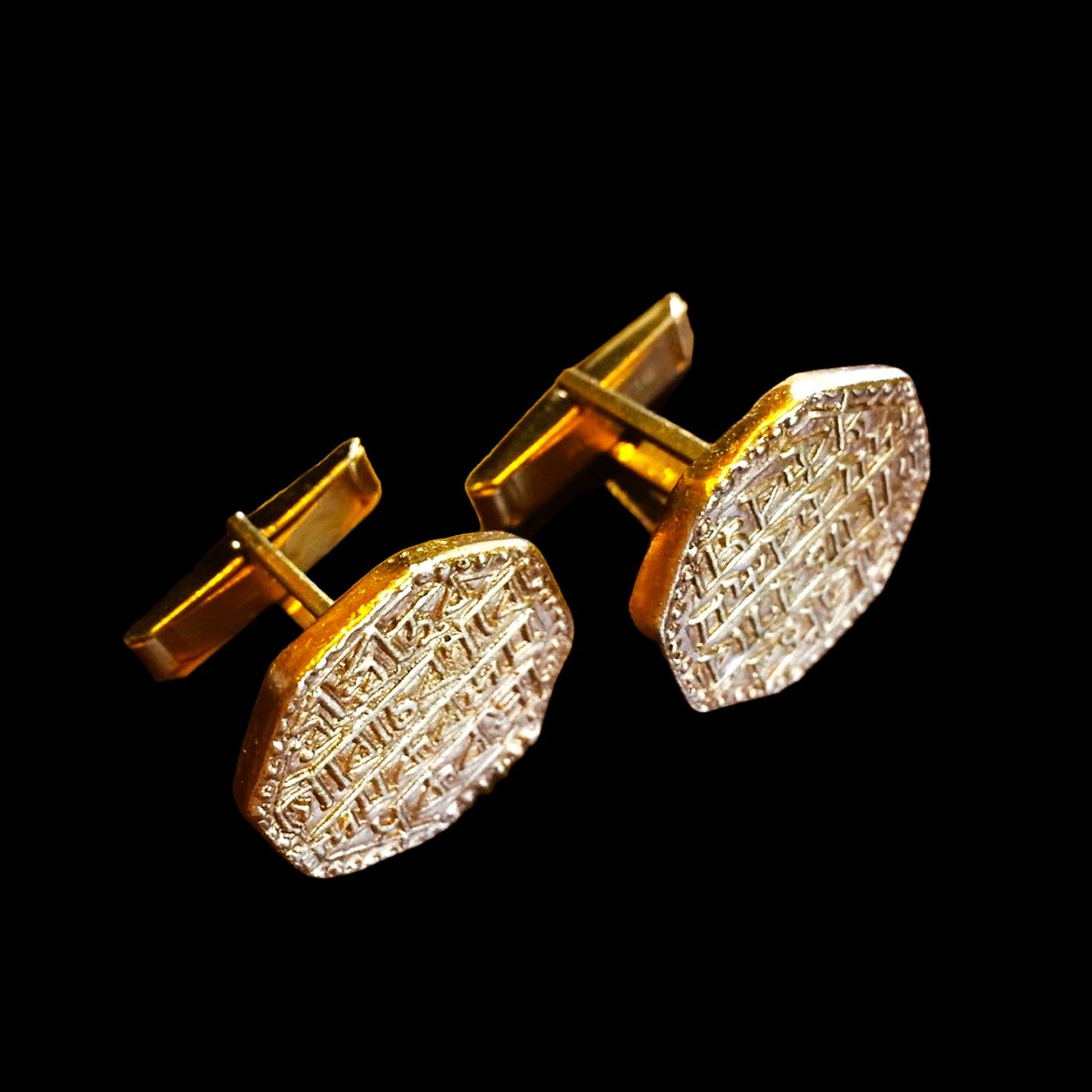 18k Gold Coin Cufflinks With Ancient Engraving - AGHOR